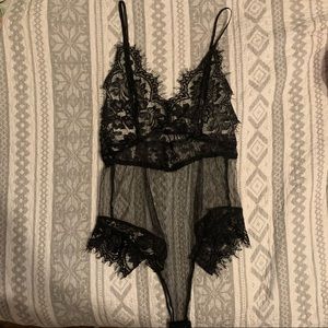 SOLD LACE BODYSUIT